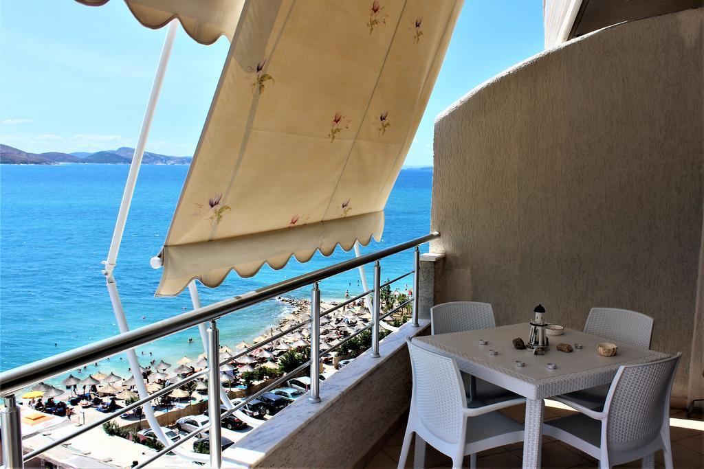 Seaside Apartment Sarandë Exteriör bild
