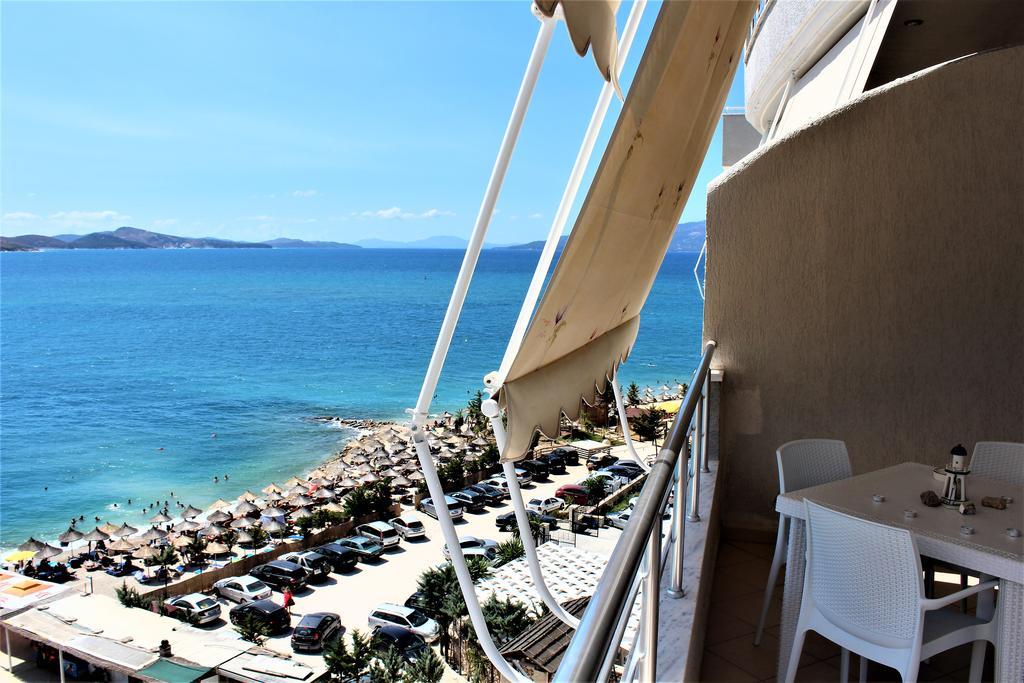 Seaside Apartment Sarandë Exteriör bild