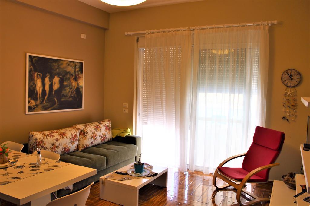 Seaside Apartment Sarandë Exteriör bild