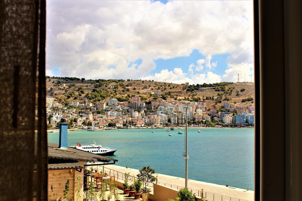 Seaside Apartment Sarandë Exteriör bild