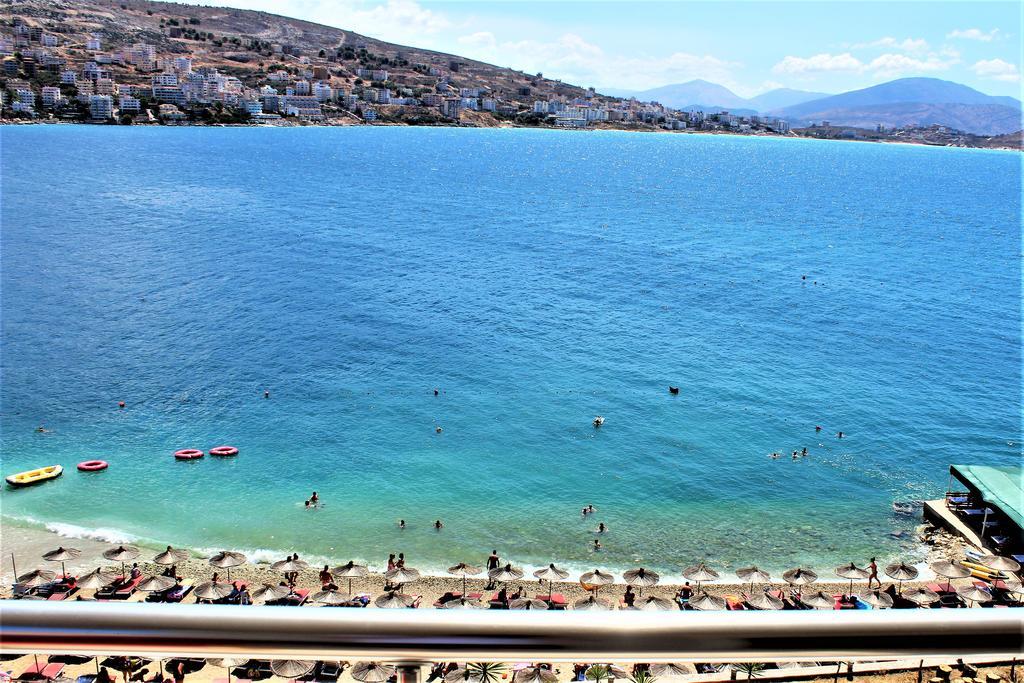 Seaside Apartment Sarandë Exteriör bild
